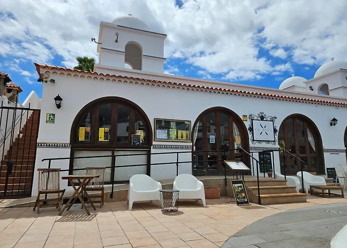 Sunny Oasis Amarilla Golf